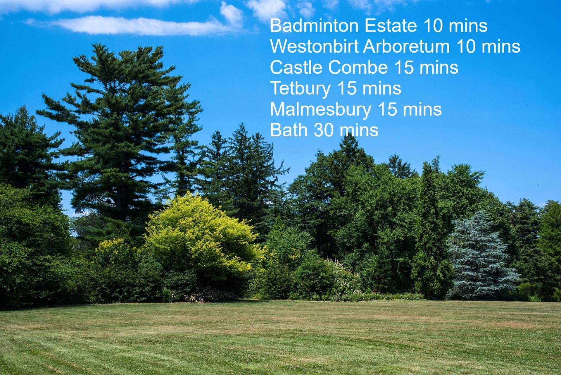 Luckington Cotswold Cottage Bed & Breakfast المظهر الخارجي الصورة