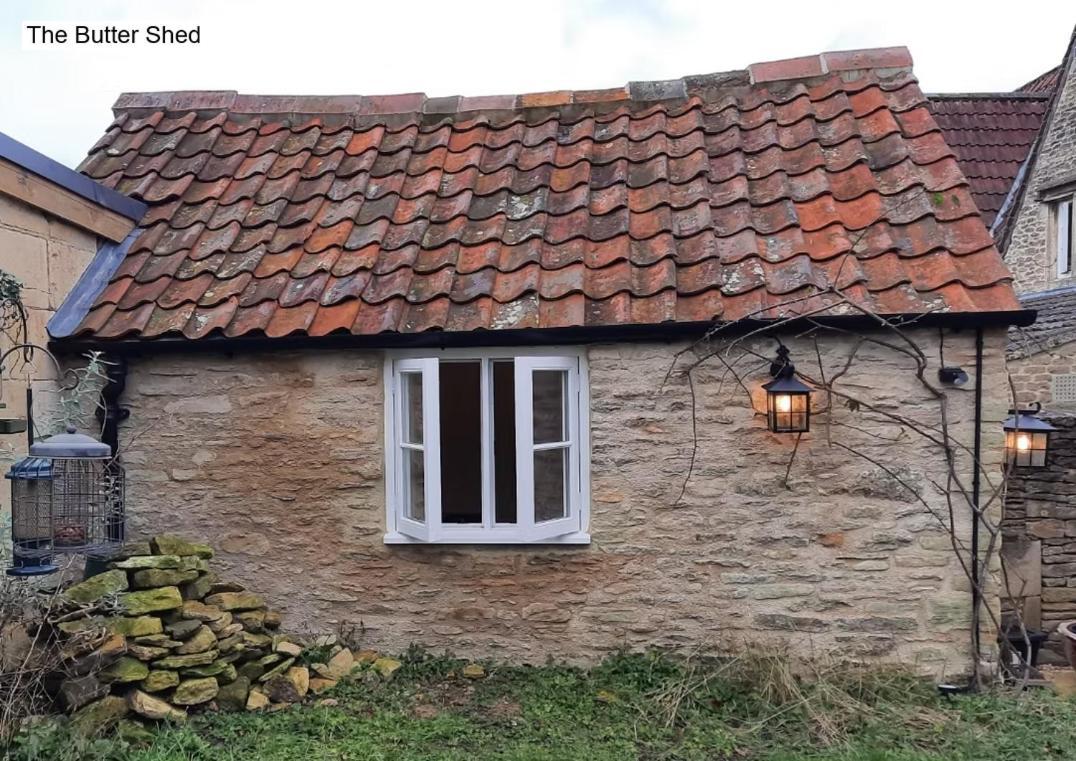 Luckington Cotswold Cottage Bed & Breakfast المظهر الخارجي الصورة
